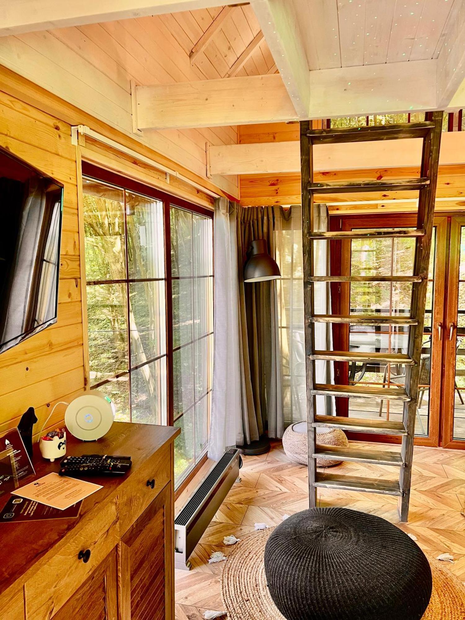 Na Skraju Lasu Na Drzewie & Glamping Kazimierz Dolny