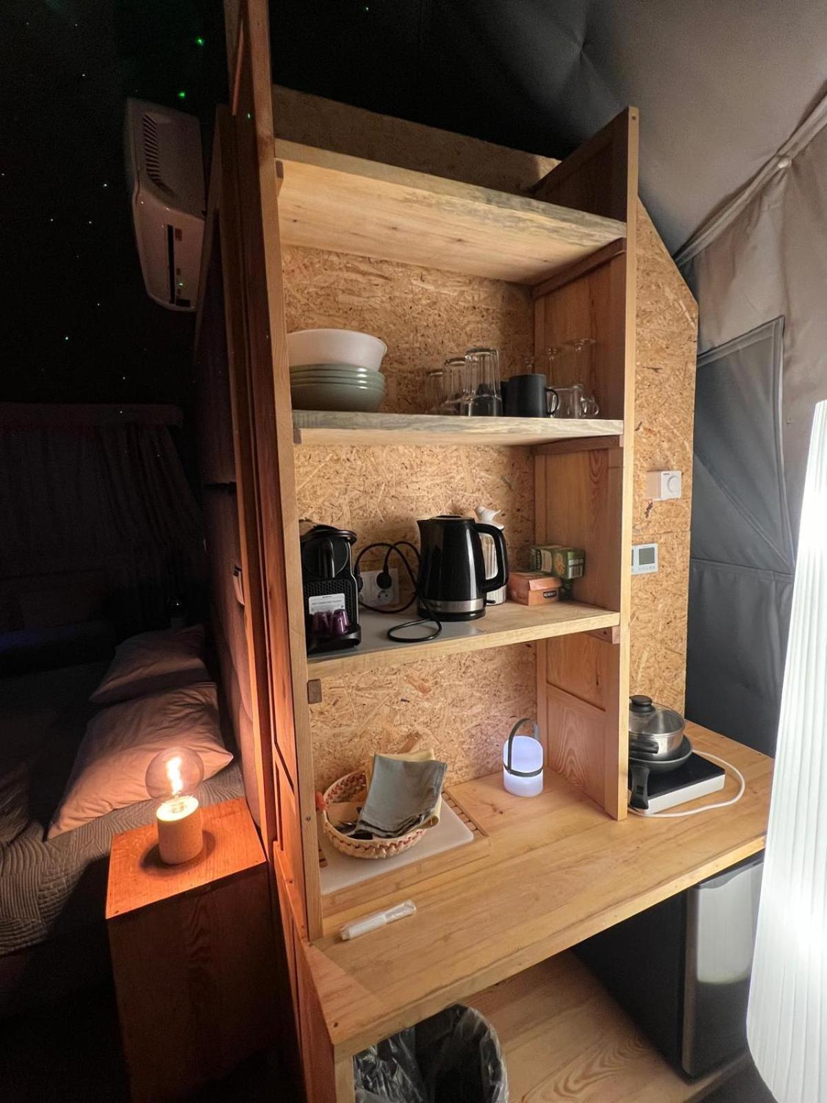 Na Skraju Lasu Na Drzewie & Glamping Apartamento